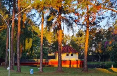 Excelente sítio em atibaia de 95 mil m² com 3 casas.