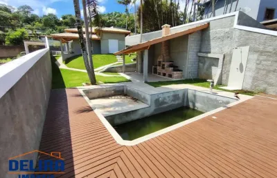 Casa à venda em mairiporã apta a financiamento bancário.