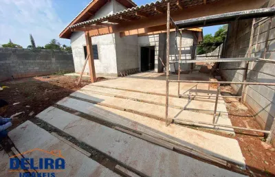 Chácara com piscina, aceita financiamento bancário.