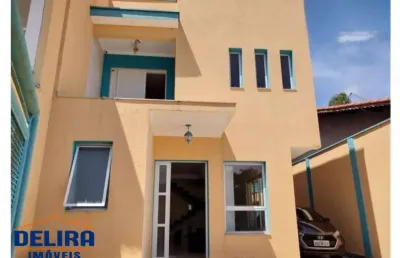 Residência exclusiva em condomínio: seu refúgio na estância da serra