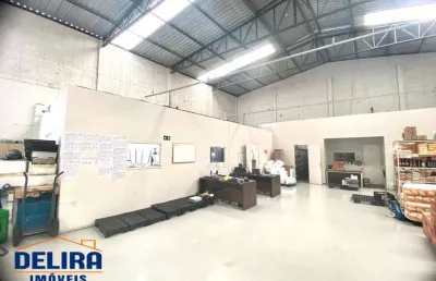 Excelente galpão industrial com localização privilegiada