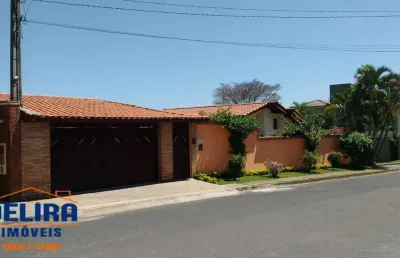 Casa com 2 quartos à venda na Alameda Lindóia, 658, Jardim do Lago, Atibaia