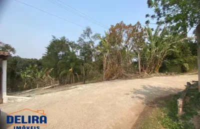 Terreno de 1.532m² com escritura – bairro tranquilo e arborizado