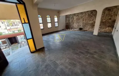 Sobrado no jd. palermo a venda com 4 quartos e 4 banheiros - 4 vagas - 324 m² ac.