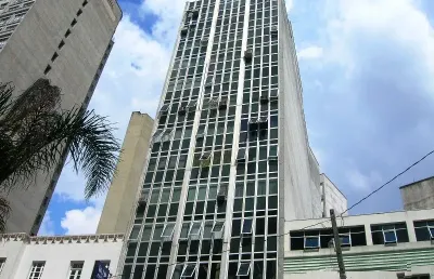 Conjunto comercial centro - ed. credireal - curitiba/pr