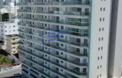 Apartamento em prédio novo, próximo ao mar da praia do morro