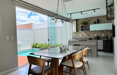 Casa em condomínio fechado com 3 quartos à venda na Rua Reginaldo Muritiba do Lago, 600, Registro, Feira de Santana
