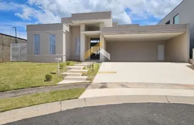 Casa em condomínio fechado com 3 quartos para alugar na avenida carlos diaulas serpa, 001, loteamento parque dos alecrins, campinas, 265 m2 por r$ 16.500