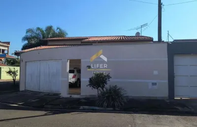 Casa com 3 quartos à venda na josé lúcio martins dos santos, 30, parque gabriel, hortolândia, 180 m2 por r$ 700.000