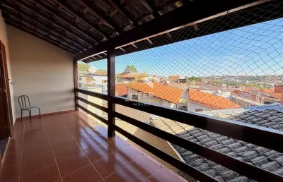 Casa com 3 quartos à venda na rua raposo tavares, 250, centro, vinhedo, 171 m2 por r$ 840.000
