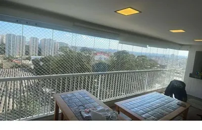 Lindo apartamento 124m² com 3 dormitórios sendo um deles suite e duas vagas de garagem