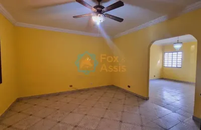 Casa com 3 quartos à venda na Rua Silvino Banassi, Nova Americana, Americana