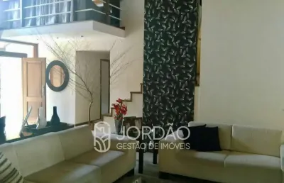 Casa com 3 quartos para alugar na Rua Alcides Galhardo, Vila Progresso, Niterói