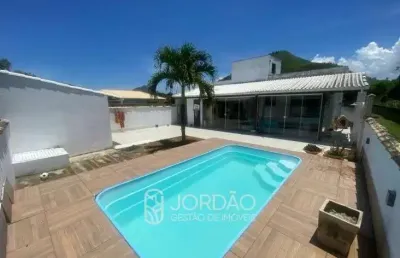 Casa com 2 quartos para alugar na Estrada Oscar Vieira da Costa Júnior, 1, Cajueiros (Itaipuaçu), Maricá