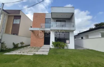 Casa com 4 quartos para alugar no Ubatiba, Maricá 