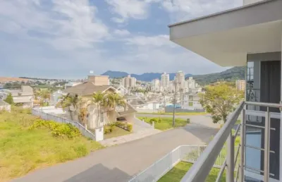 Casa com 4 quartos à venda na rua das cabreúvas, 203, pedra branca, palhoça, 341 m2 por r$ 2.350.000