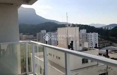 Apartamento com 2 quartos à venda na rua do bunganvília, 482, pedra branca, palhoça, 77 m2 por r$ 750.000