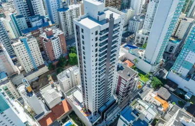 Apartamento com 4 quartos para alugar na Rua 1201, 310, Centro, Balneário Camboriú