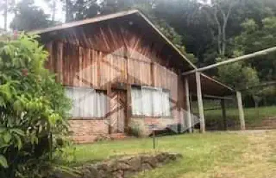 Oportunidade incrível de moradia ou investimento em local de ímpar beleza.