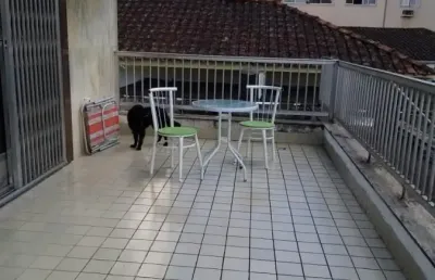 Casa sobreposta alta, 4 dormitórios, 1 suíte, varanda, 200 m² no boqueirão