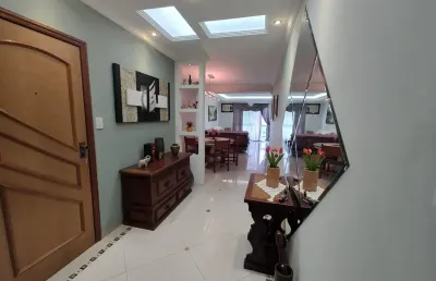 Apartamento á venda, 3 dormitórios, 1 suite, 149 m² no embaré.
