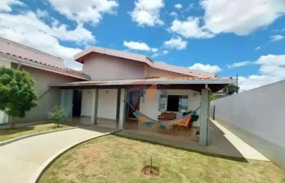 Maravilhosa chácara em condominio, com 1.400 m² em marila-s.p