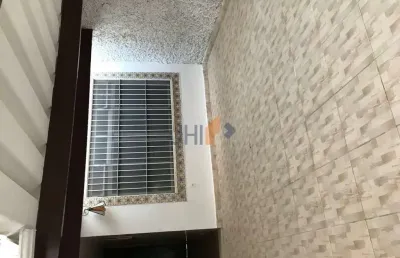 Oportunidade única! sobrado semi geminado em rua tranquila na região de santo amaro