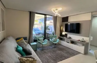 Casa semi mobiliada com pátio em são leopoldo, cristo rei - ótima localização e acabamentos de qualidade