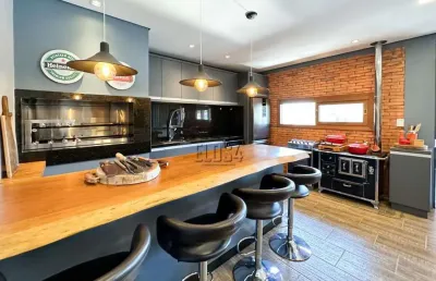Casa semi mobiliada com 201,95m² à venda no bairro são jorge, novo hamburgo - churrasqueira, lareira e espaço gourmet