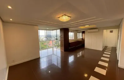 Apartamento amplo com ótima localização, no bairro morro do espelho.