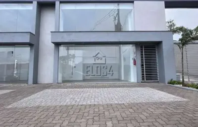 Loja nova a venda no bairro são josé, são leopoldo, com piso porcelanato e banheiro
