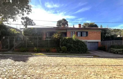 Casa com pátio e piscina em morro do espelho, são leopoldo - venda