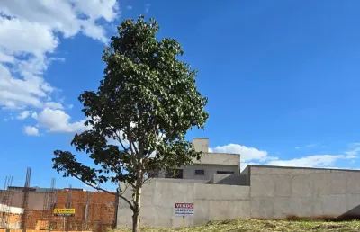 Terreno à venda na Rua João Peres Navarro, Jardim Parana, Cambé