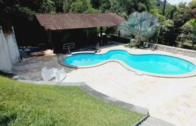 Casa à venda em apipucos com 460m² porteira fechada!!!