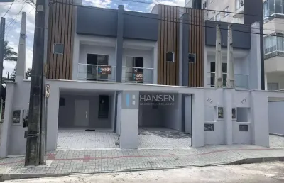 Sobrado com 3 dormitórios à venda, 194 m² por r$ 985.000,00 - costa e silva - joinville/sc