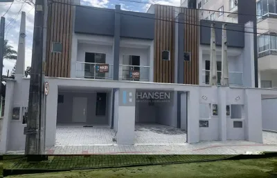 Sobrado com 3 dormitórios à venda, 186 m² por r$ 955.000,00 - costa e silva - joinville/sc