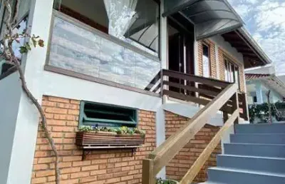 Casa com 1 suíte + 3  dormitórios à venda, 174 m² por r$ 1.190.000 - centro - barra velha/sc