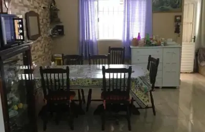 Casa à venda na praia de cibratel 1 – 1 dormitório, quintal com churrasqueira – itanhaém – sp