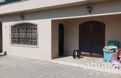 Casa com 3 quartos, 3 vagas de garagem, 185m² no jd das esmeraldas