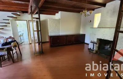 Linda casa no embu das artes – aceita permuta por apartamento de menor valor!