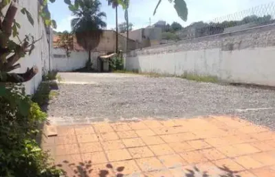 Terreno de 300m² para locação no jd. pirajussara- sp