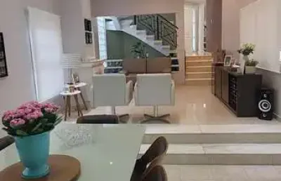 Sobrado com 3 suítes de 296m² no jardim monte alegre - sp
