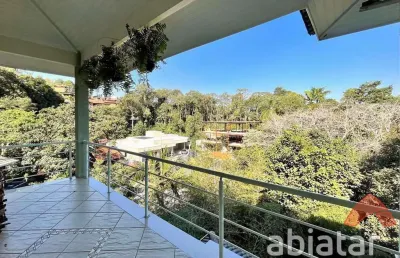 Casa de 1.000m² com 5 suítes com vaga para 6 carros - altos de são fernando