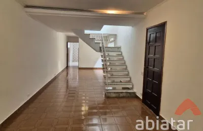 Casa de 157m² com 3 dormitórios com vaga de garagem - jardim peri peri