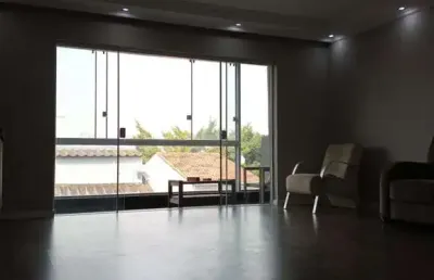 Lindo sobrado 3 dormitórios (1 suíte) - 2 vagas cobertas - quintal - jardim américa