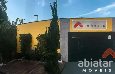 Casa comercial à venda com 110m² e 2 vagas – centro de taboão da serra