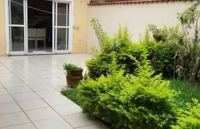 Sobrado de alto padrão à venda no lar são paulo – 250m² – 3 suítes – zona sul de são paulo