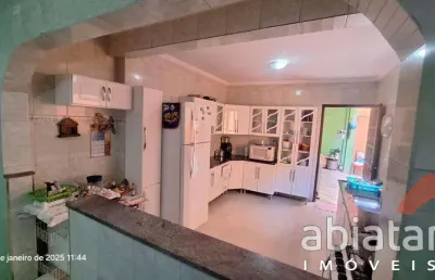 Sobrado à venda no jardim maria luiza – 3 dormitórios, 1 suíte e 3 vagas | taboão da serra