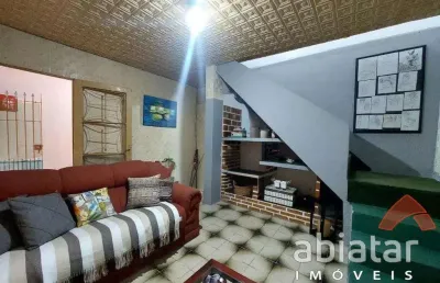 Casa com 3 quartos à venda na Rua Sinésio Henrique Pedreira, Parque Marabá, Taboão da Serra