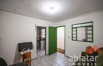Casa com 2 quartos à venda na Rua Paschoal Antônio Politano, Parque Pinheiros, Taboão da Serra